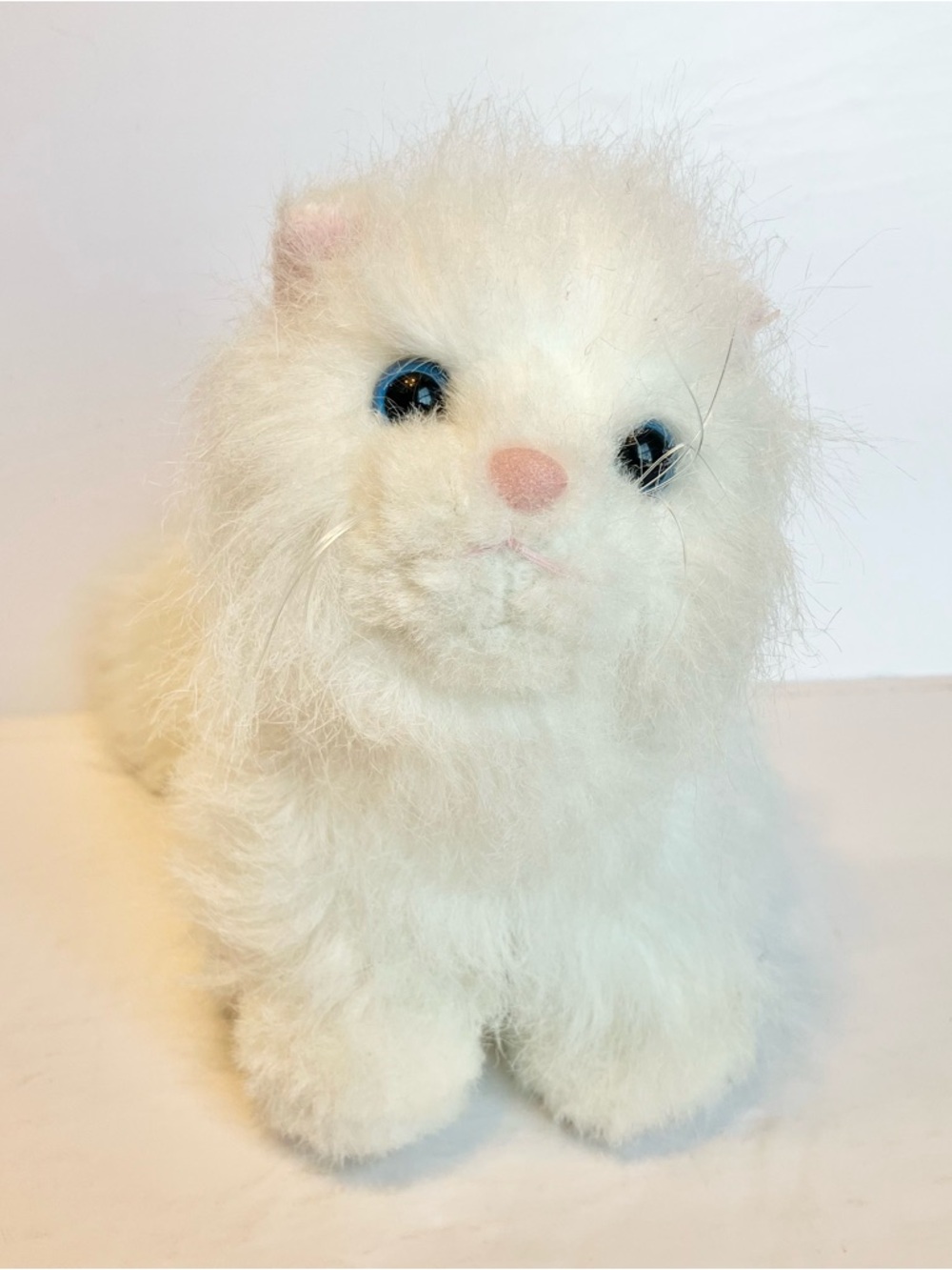 Ganz Webkinz HM110 PERSIAN CAT White Plush Kitty Cat Stuffed Animal NO CODE